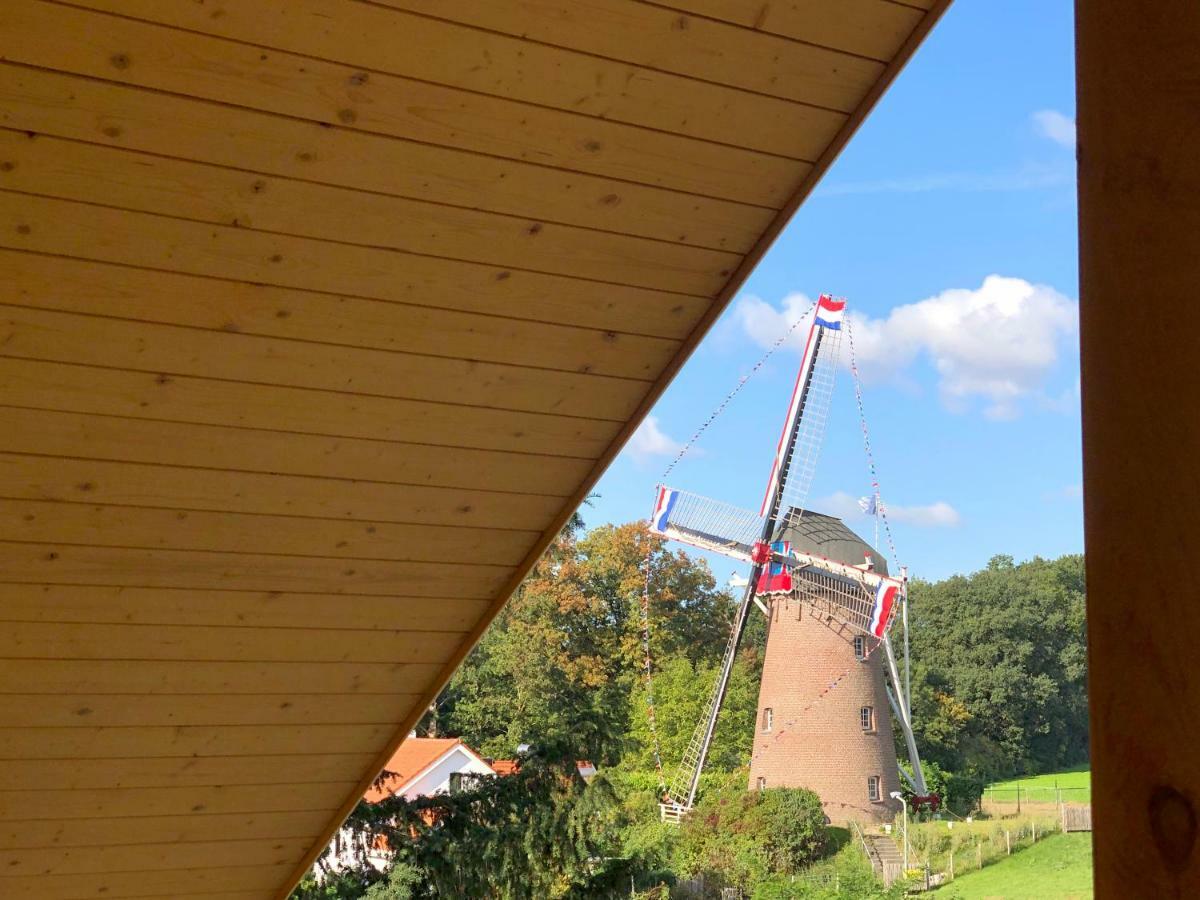 Boomstamhuis High Chaparral Oorsbeek Exteriér fotografie